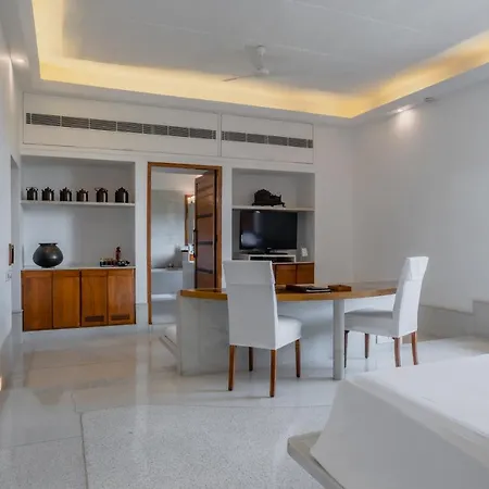 Raas Devigarh Hotel Delwāra Exterior photo