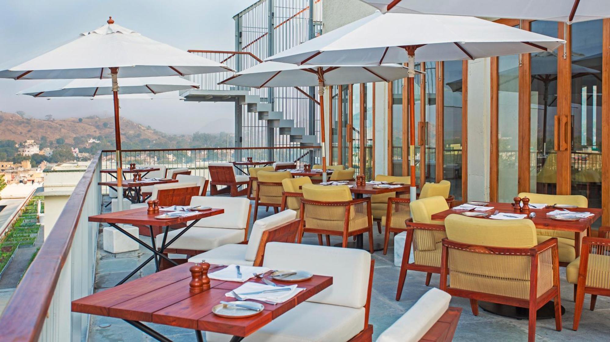 Raas Devigarh 5*
