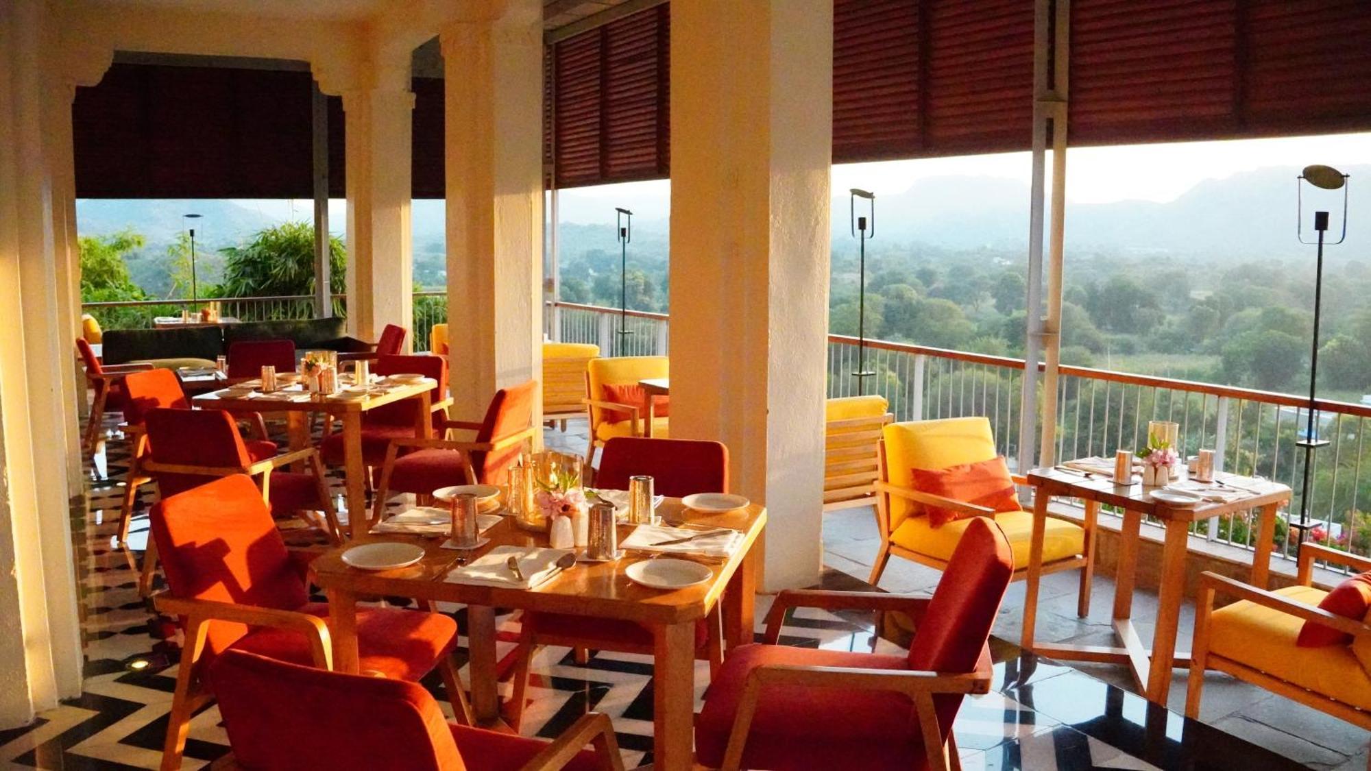 Raas Devigarh Hotel