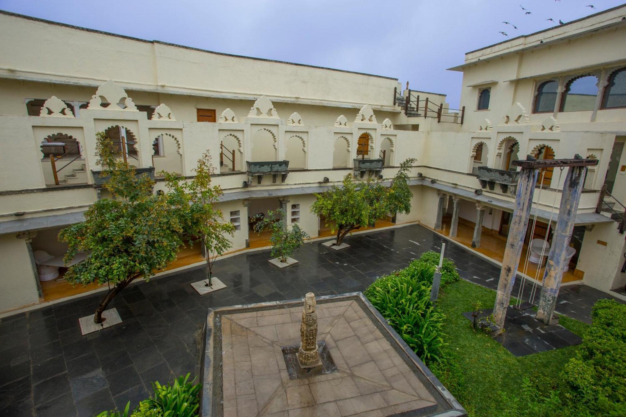 Raas Devigarh 5*
