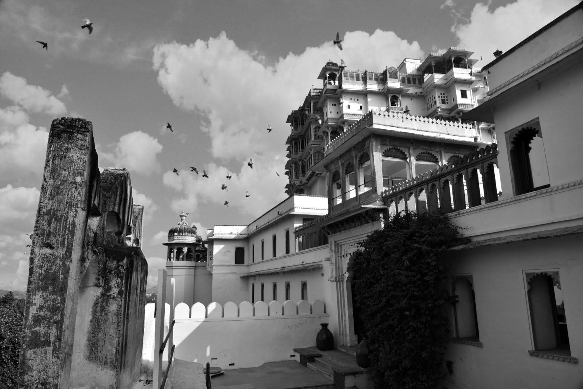 Raas Devigarh Hotel